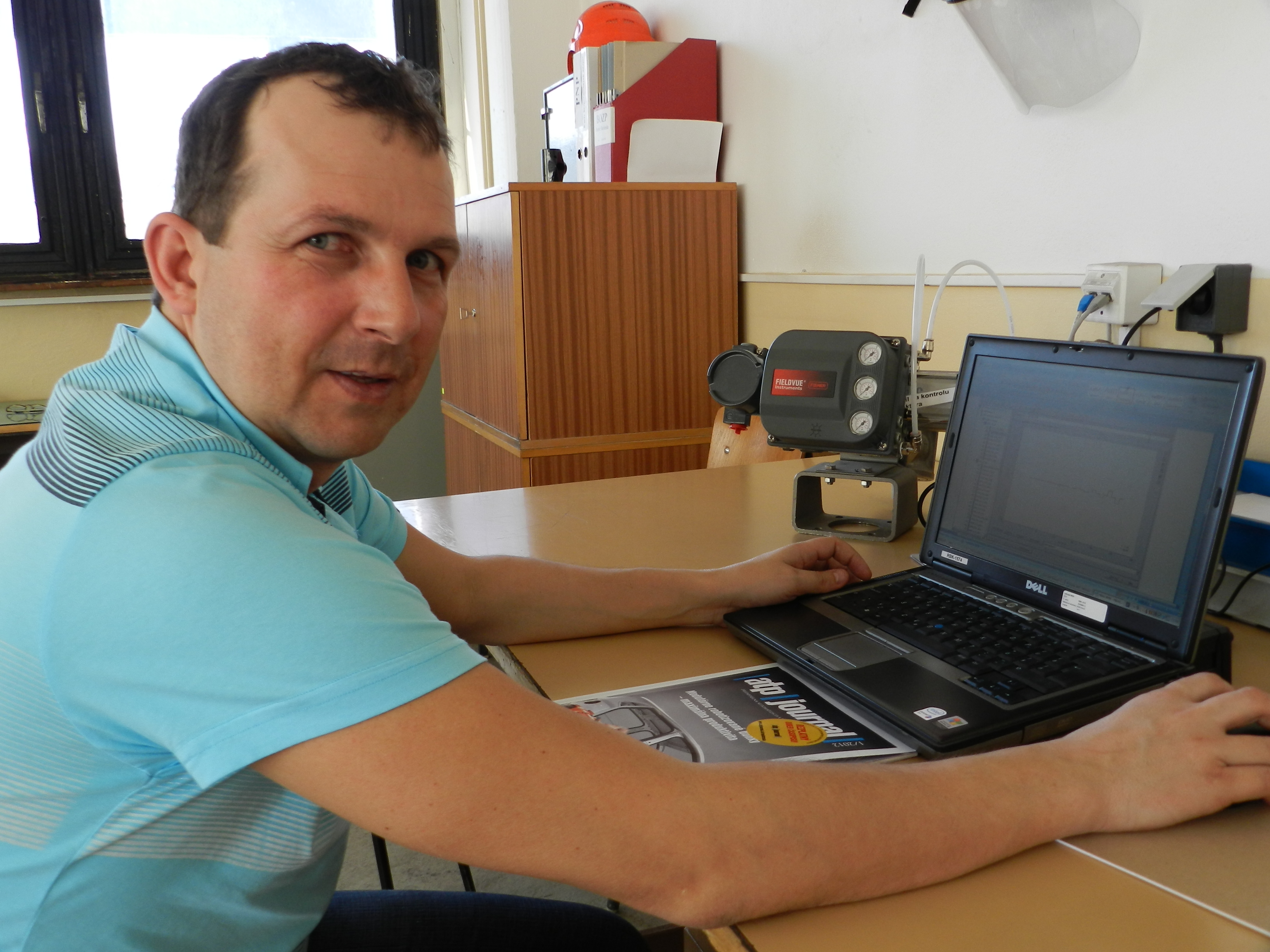 Obr. 8 Michal Holec pripojený k AMS z kancelárie na BU Centrálna údržba